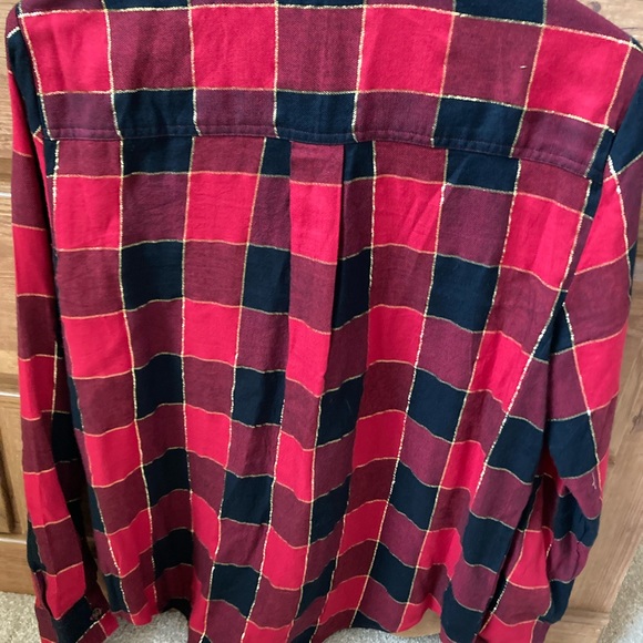Warm flannel button-down shirt, perfect for winter/Xmas. Great cond, size PM - Picture 8 of 9